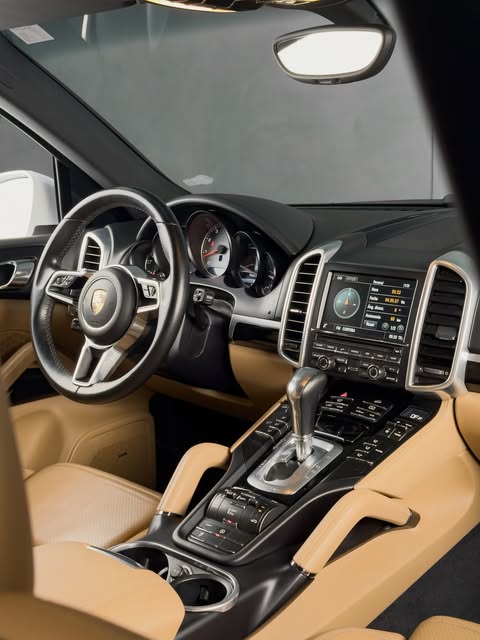 PORSCHE CAYENNE S - Imagem 7