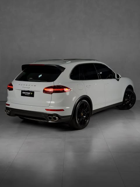 PORSCHE CAYENNE S - Imagem 10