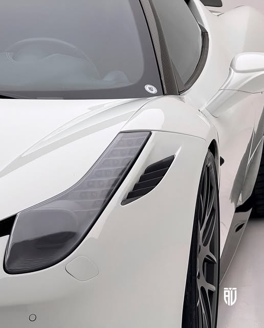 FERRARI 458 ITALIA NOVITEC - Imagem 3
