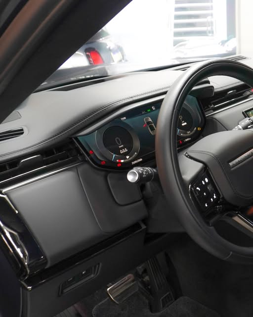 LAND ROVER RANGE ROVER SPORT - Imagem 4