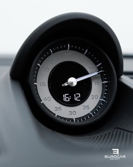 PORSCHE 911 CARRERA GTS - Imagem 9