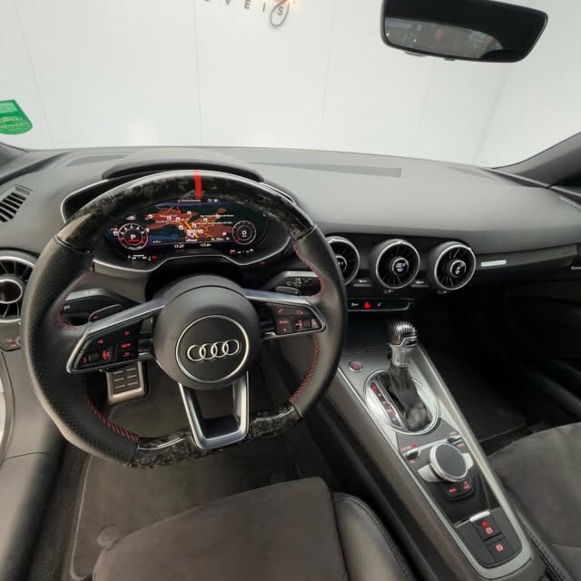 AUDI TT 2.0 16V TFSI S-TRONIC - Imagem 9