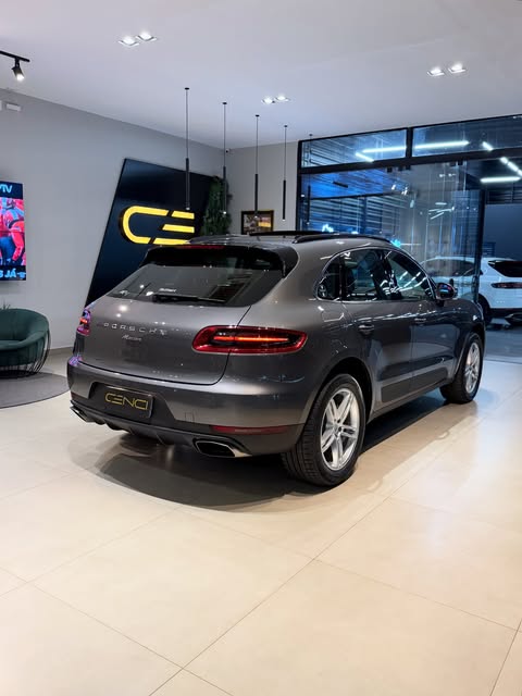 PORSCHE MACAN - Imagem 5