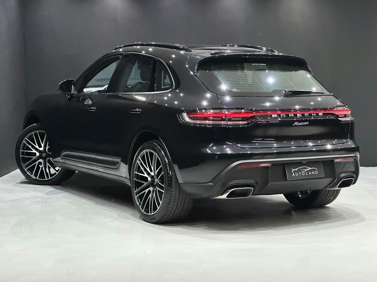 PORSCHE MACAN 2.0 TURBO GASOLINA PDK BLINDADO - Imagem 2
