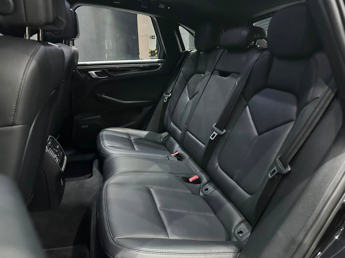 PORSCHE MACAN 2.0 TURBO GASOLINA PDK BLINDADO - Imagem 9