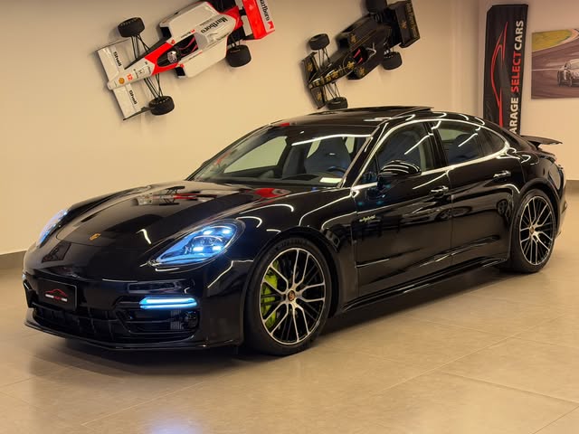 PORSCHE PANAMERA TURBO S HÍBRIDA - Imagem 1