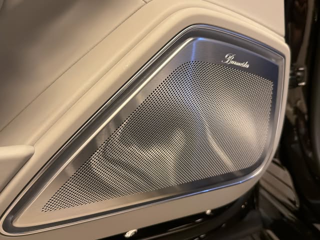 PORSCHE PANAMERA TURBO S HÍBRIDA - Imagem 15