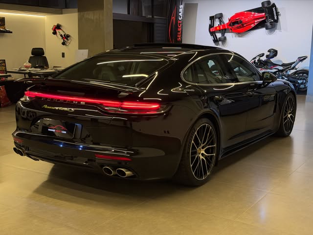 PORSCHE PANAMERA TURBO S HÍBRIDA - Imagem 4