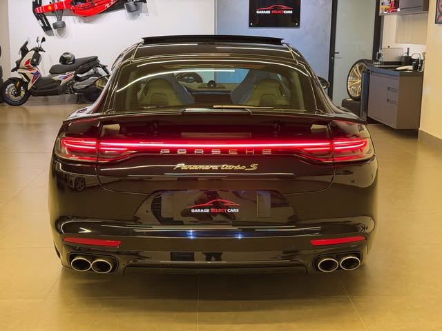 PORSCHE PANAMERA TURBO S HÍBRIDA - Imagem 5