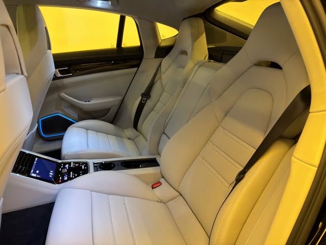 PORSCHE PANAMERA TURBO S HÍBRIDA - Imagem 9
