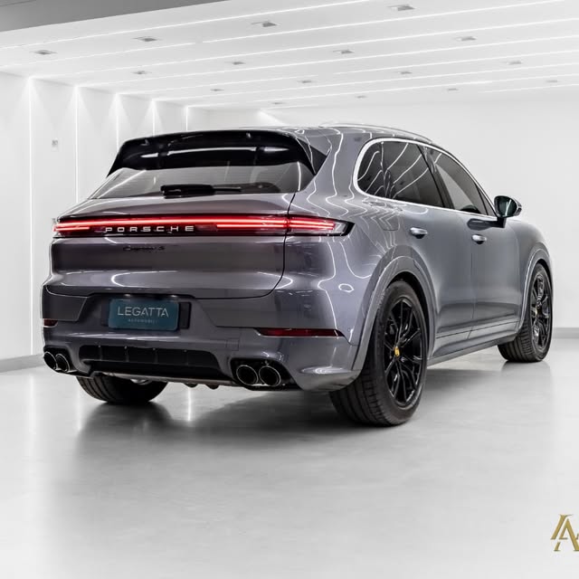 PORSCHE CAYENNE S - Imagem 4