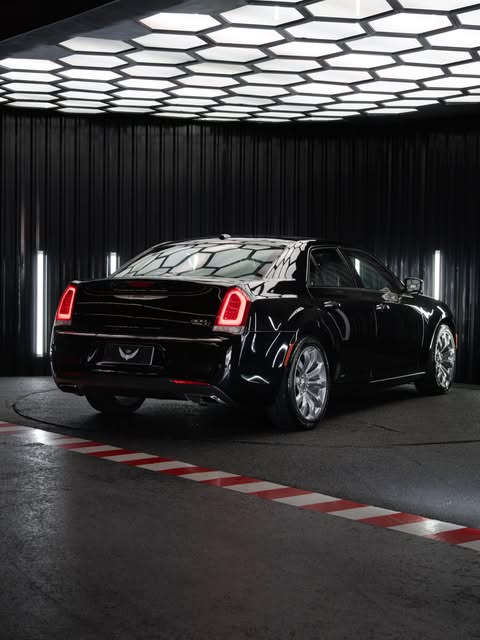 CHRYSLER 300C - Imagem 13