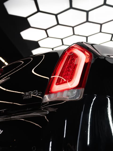 CHRYSLER 300C - Imagem 17