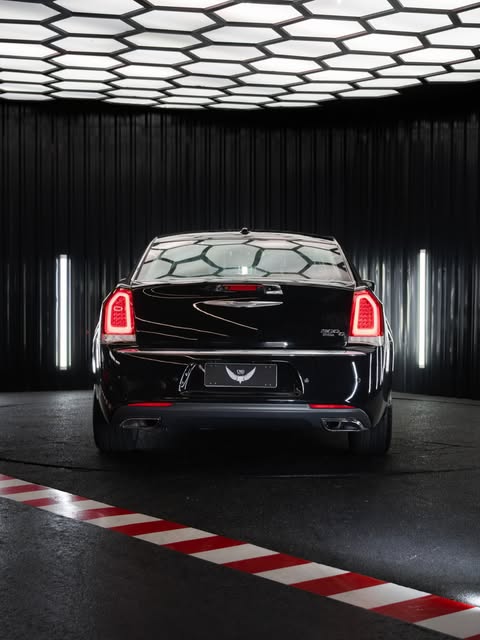 CHRYSLER 300C - Imagem 19