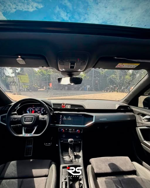 AUDI Q3 SPORTBACK PERFORMANCE BLACK - Imagem 7