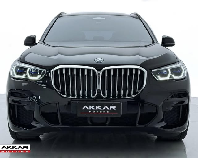 BMW X5 XDRIVE45E M SPORT - Imagem 5