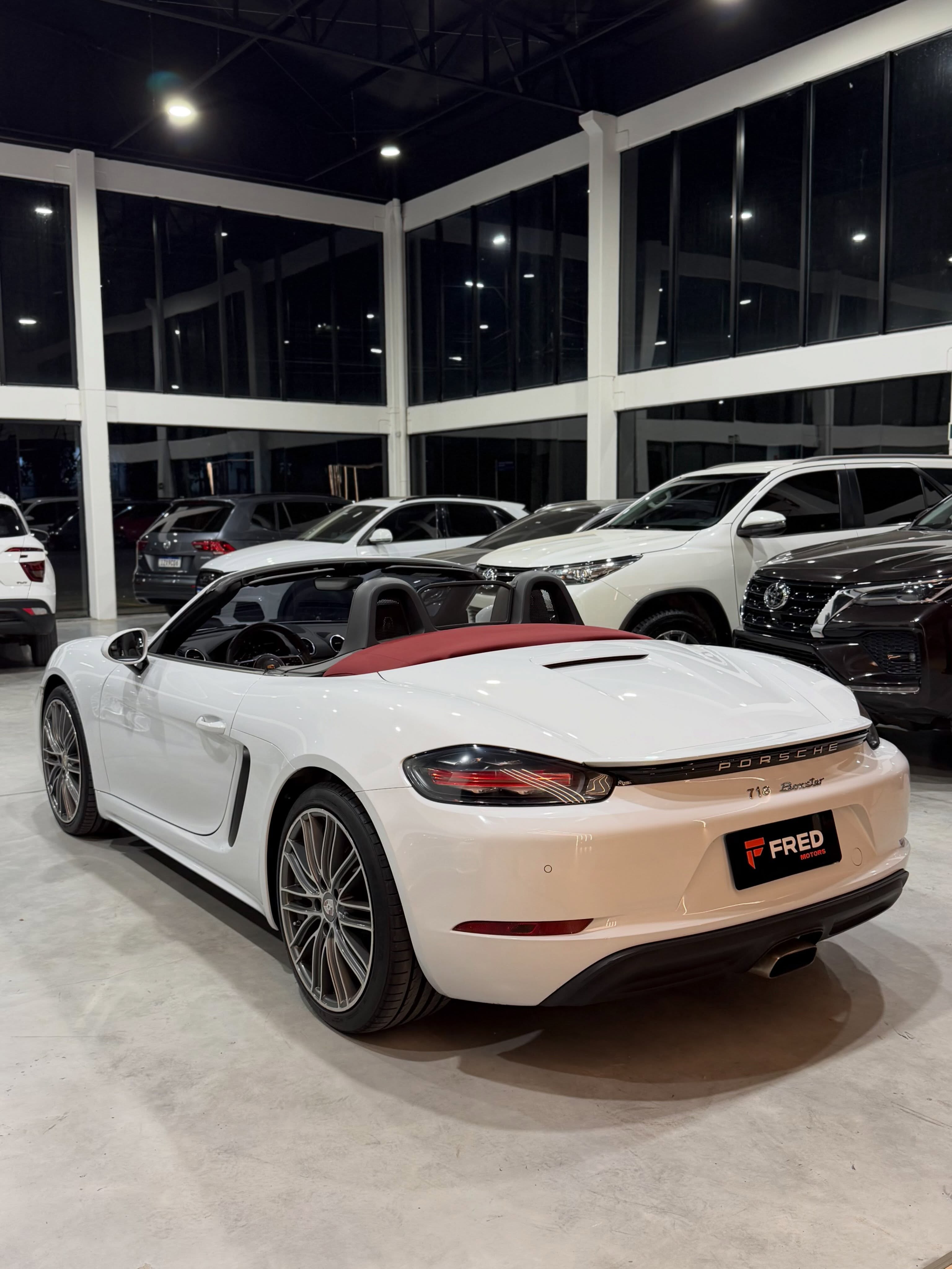 PORSCHE 718 BOXSTER 2.0 TURBO - Imagem 6