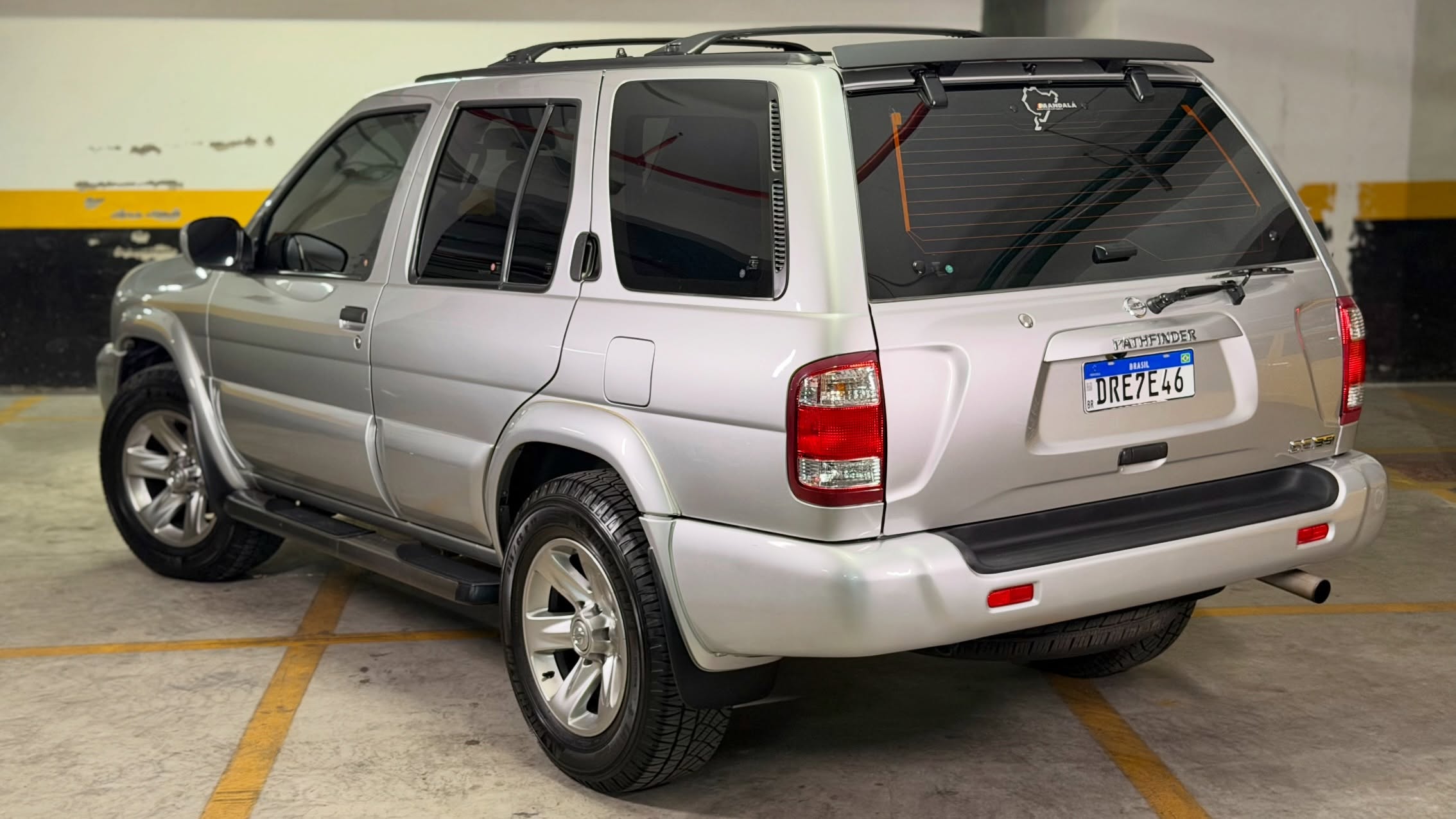 NISSAN PATHFINDER - Imagem 4