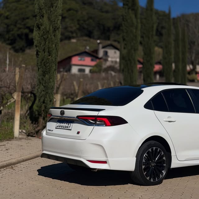 TOYOTA COROLLA GR-S - Imagem 10