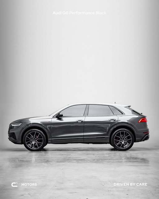 AUDI Q8 PERFORMANCE BLACK - Imagem 3