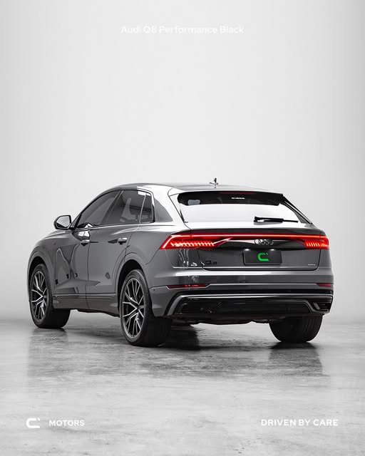 AUDI Q8 PERFORMANCE BLACK - Imagem 4
