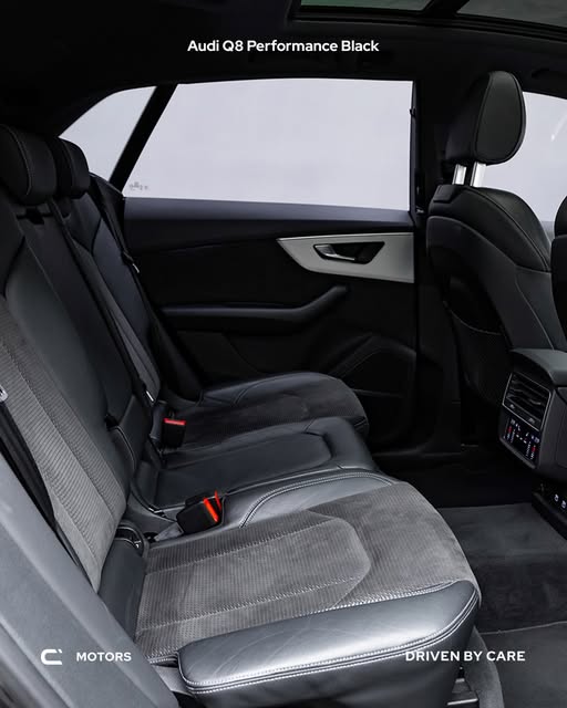 AUDI Q8 PERFORMANCE BLACK - Imagem 8