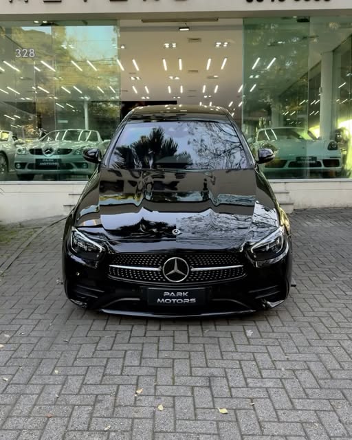 MERCEDES-BENZ E 300 AMG LINE - Imagem 3