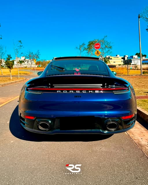 PORSCHE 911 CARRERA - Imagem 3