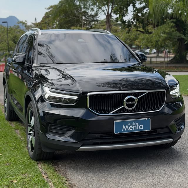 VOLVO XC40 T5 MOMENTUM BLINDADO - Imagem 3