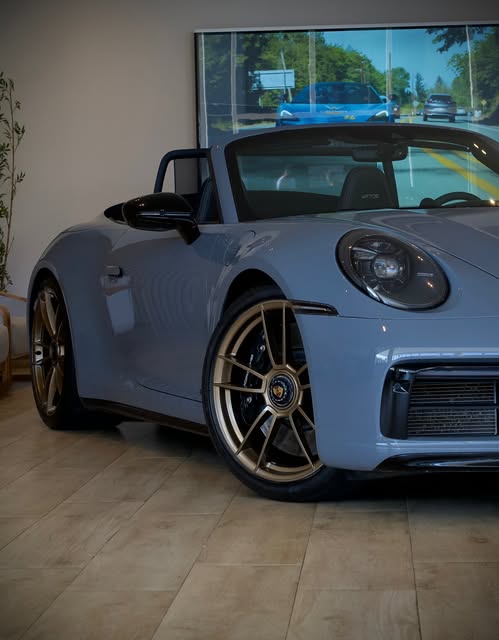 PORSCHE 911 CARRERA 4 GTS CABRIOLET PDK - Imagem 6