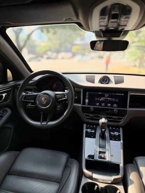 PORSCHE MACAN - Imagem 7