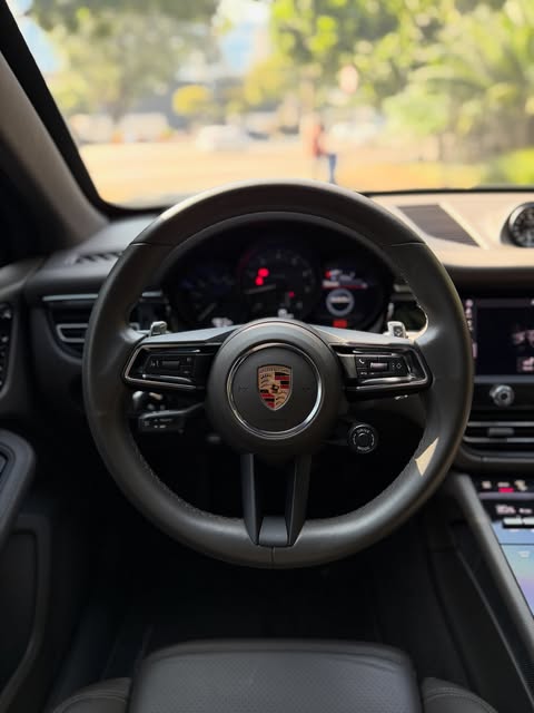 PORSCHE MACAN - Imagem 8