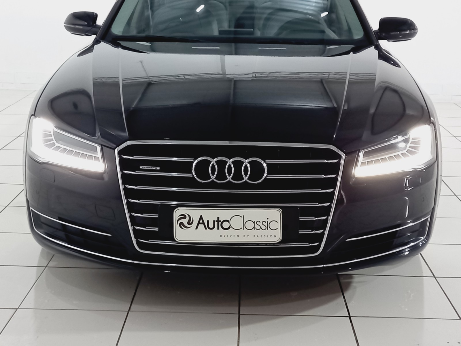 AUDI A8L - Imagem 3