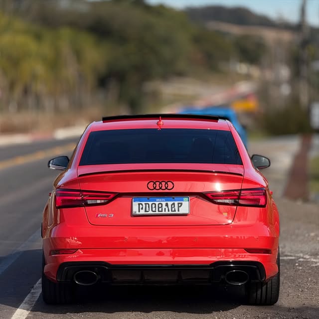 AUDI RS3 SEDAN 2.5 5CI TURBO QUATTRO - Imagem 17