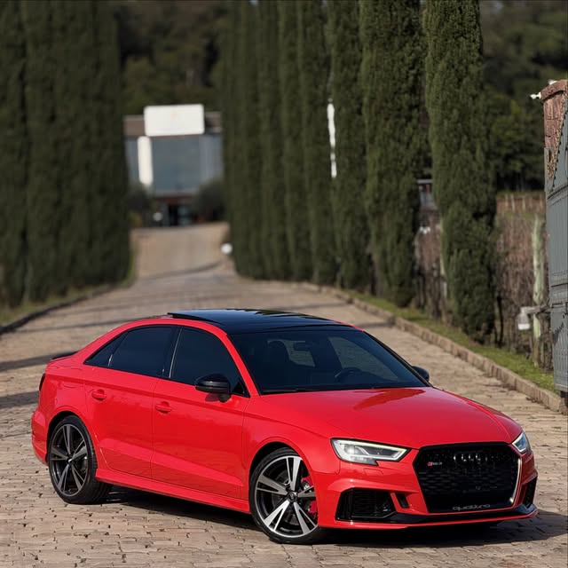 AUDI RS3 SEDAN 2.5 5CI TURBO QUATTRO - Imagem 3