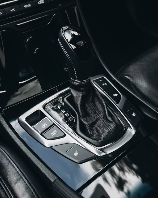HYUNDAI AZERA - Imagem 6