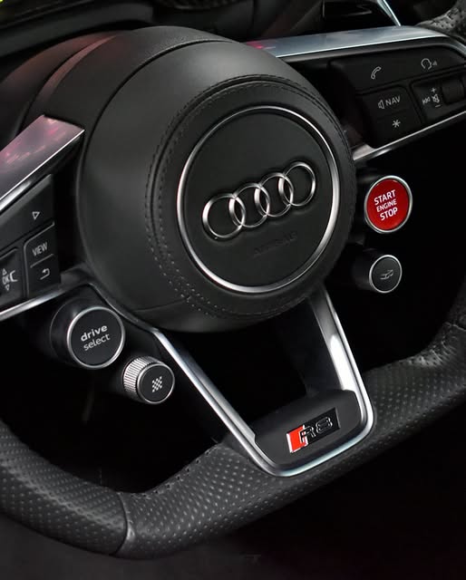 AUDI R8 PERFORMANCE - Imagem 10