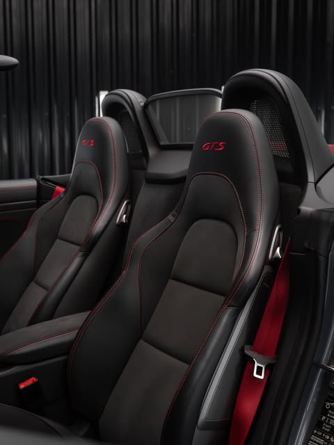 PORSCHE 718 BOXSTER GTS - Imagem 20