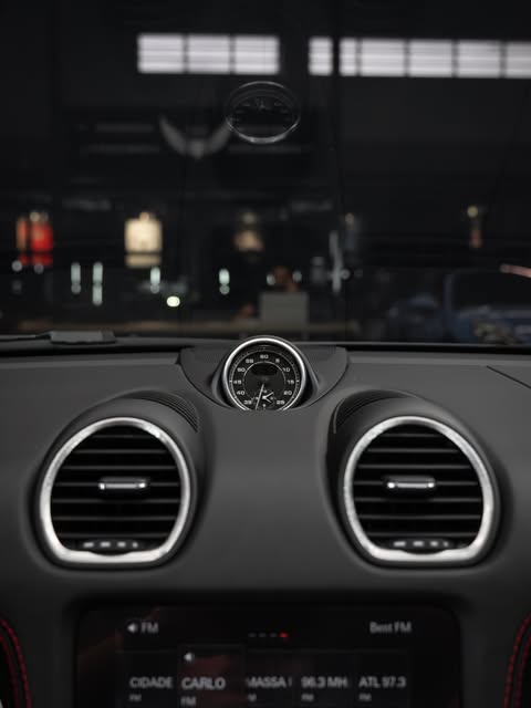 PORSCHE 718 BOXSTER GTS - Imagem 10