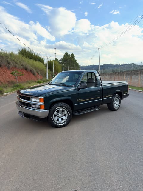 CHEVROLET SILVERADO - Imagem 1