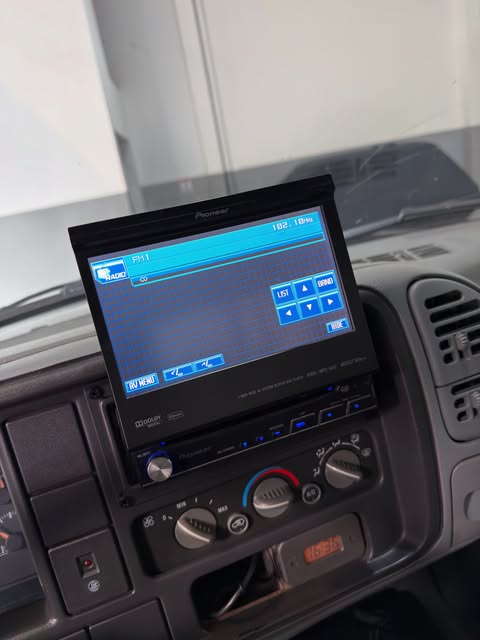 CHEVROLET SILVERADO - Imagem 10