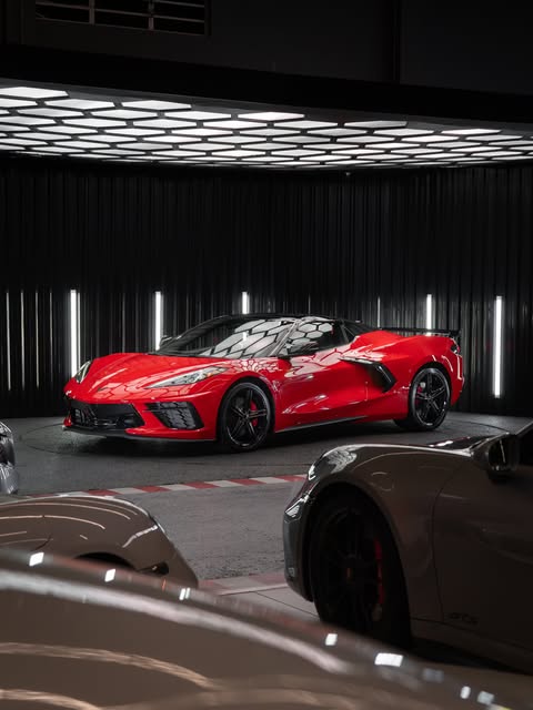 CHEVROLET CORVETTE 1LT CONVERSÍVEL - Imagem 3