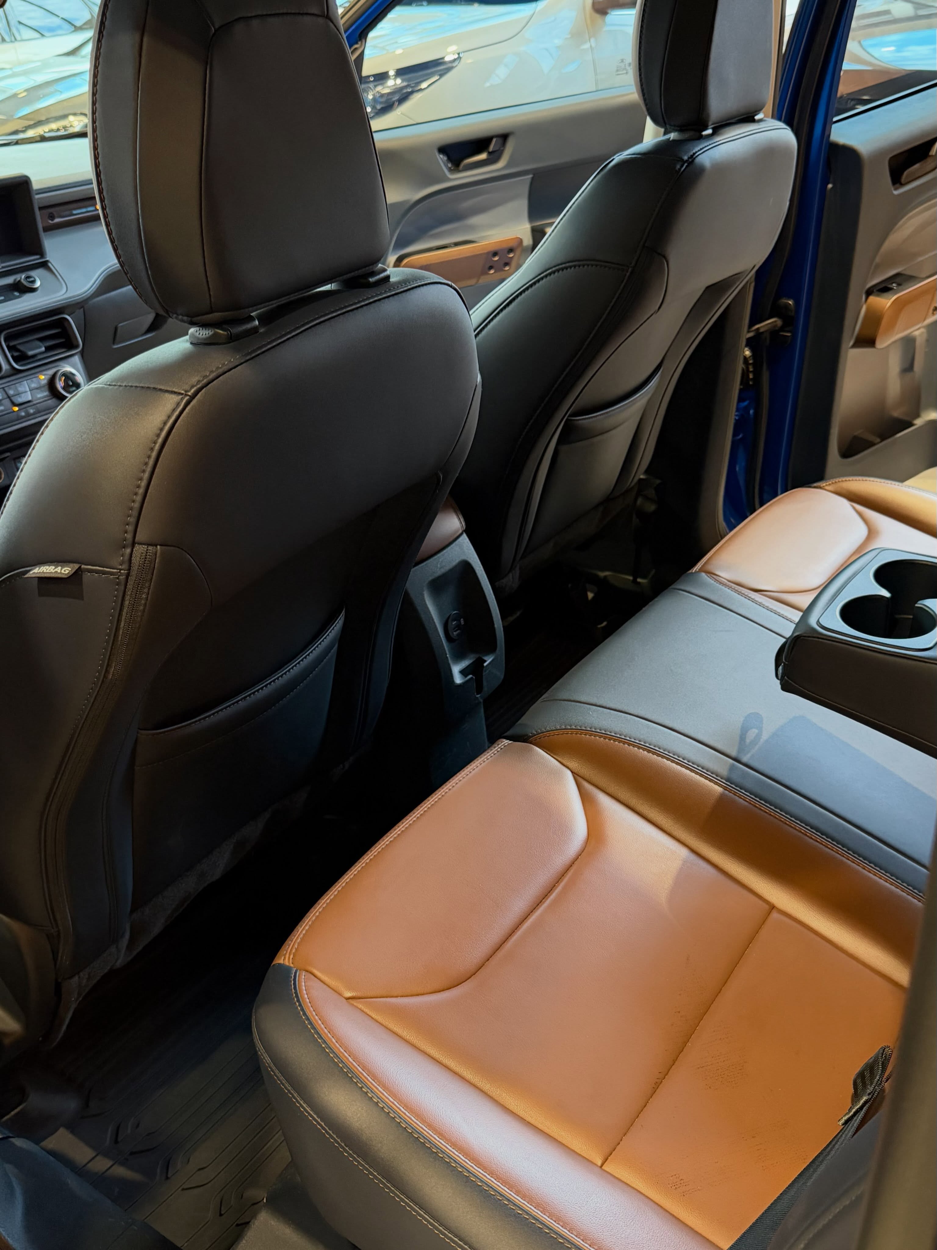 FORD MAVERICK LARIAT FX4 - Imagem 9