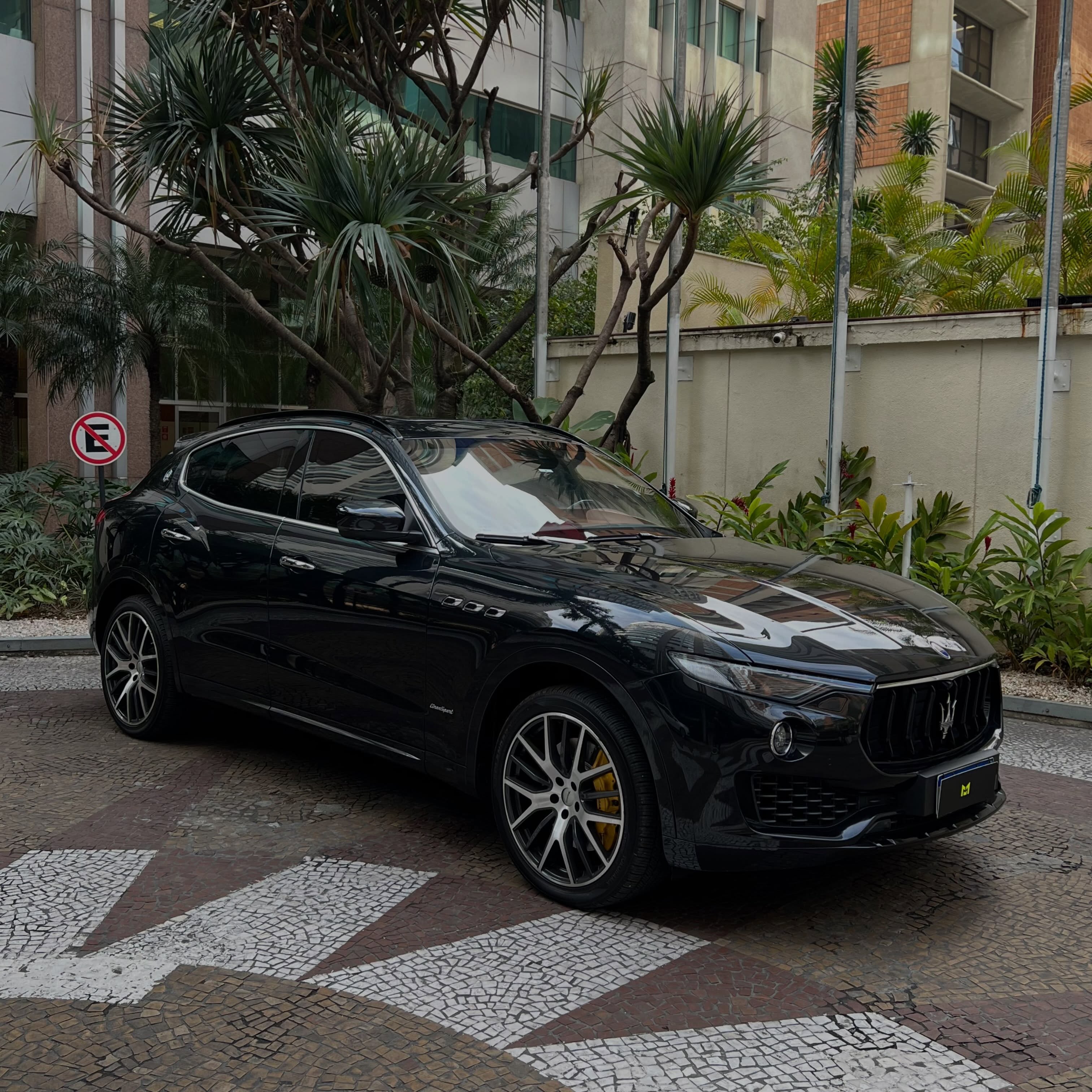 MASERATI LEVANTE S Q4 - Imagem 3