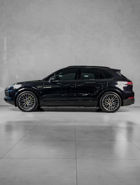 PORSCHE CAYENNE E-HYBRID - Imagem 10