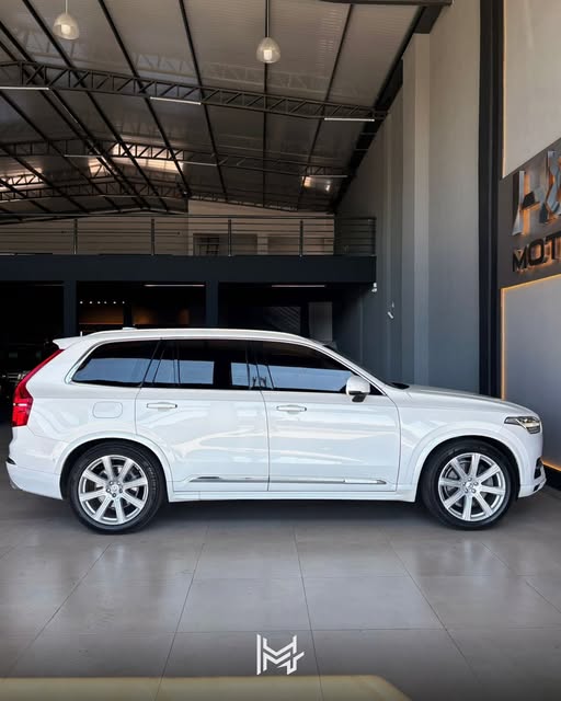 VOLVO XC 90 T-8 INSCRIPT - Imagem 8