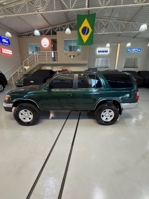 TOYOTA HILUX SW4 - Imagem 2