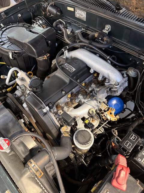 TOYOTA HILUX SW4 - Imagem 18