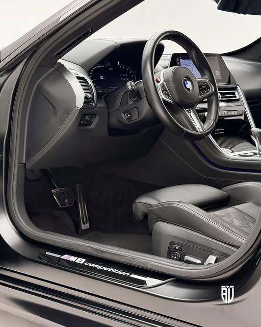 BMW M8 COMPETITION - Imagem 15