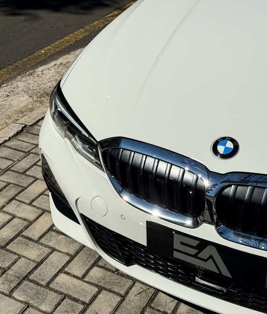 BMW 320I M SPORT - Imagem 16